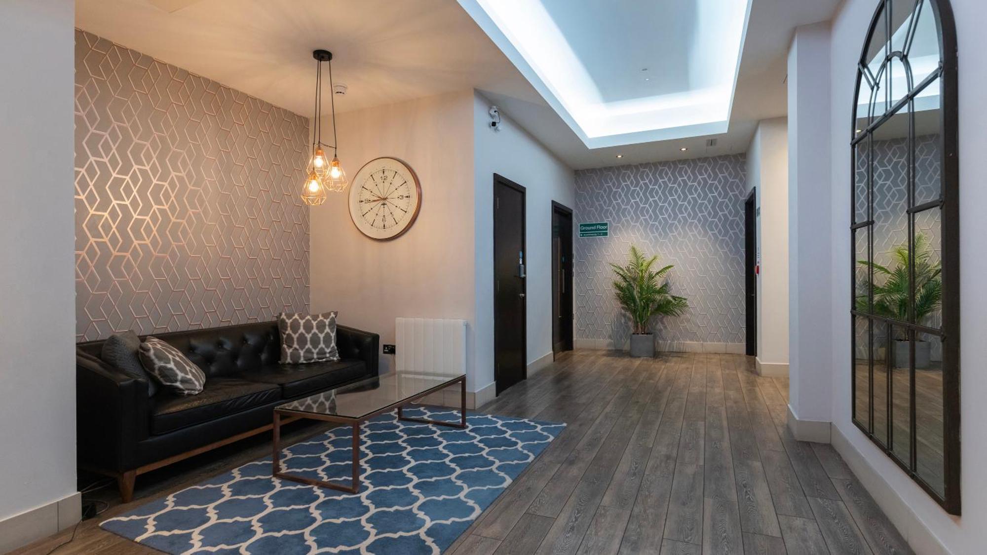 Cannon Street Serviced Apartments By Lovelystay Londra Exterior foto
